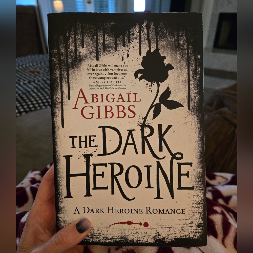 The Dark Heroine by Abigail Gibbs